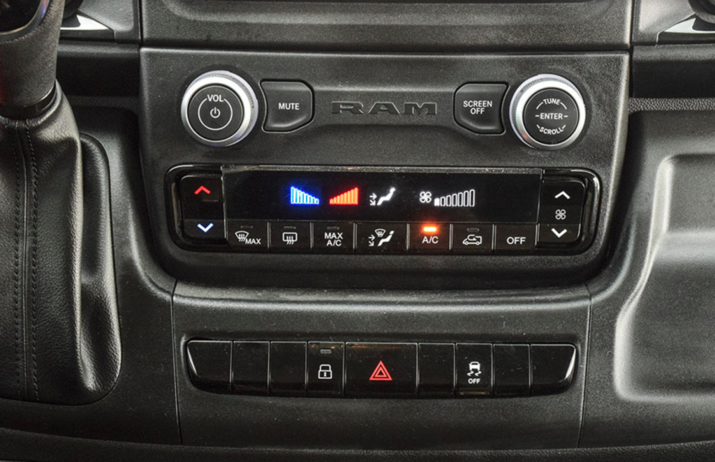 Bouton de désactivation de l'ESC sur le tableau de bord Promaster récent