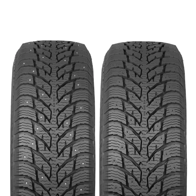 Pneu d'hiver clouté ou non Nokian Hakkapeliitta LT3 pour conduite Promaster en hiver.